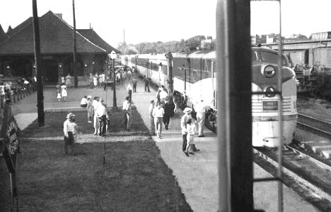 PM Train at Lansing Union Station